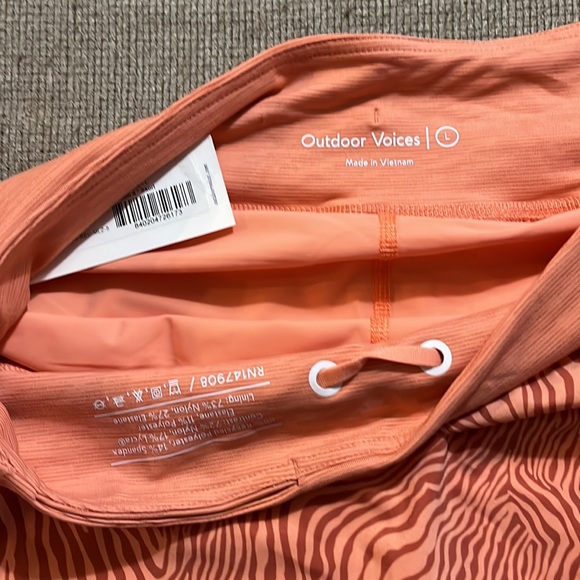 NWT Outdoor Voices Hudson 4” Skort - Picture 5 of 9